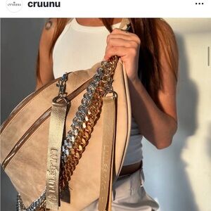 Elegant Beige and Gold Crossbody Leather Bag